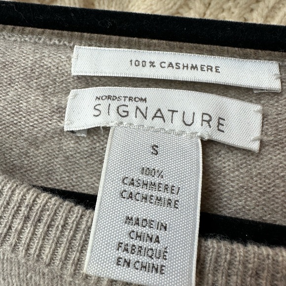 Nordstrom signature cashmere sweater - Picture 3 of 3